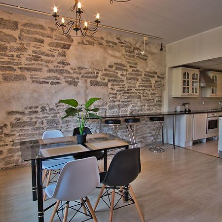 Dream Stay - Old Town Church View Apartment With Sauna Tallinn Eksteriør bilde