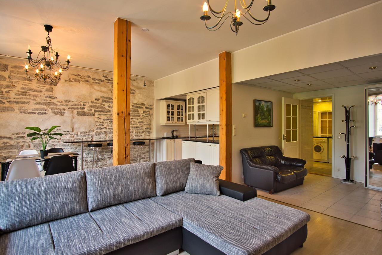 Dream Stay - Old Town Church View Apartment With Sauna Tallinn Eksteriør bilde
